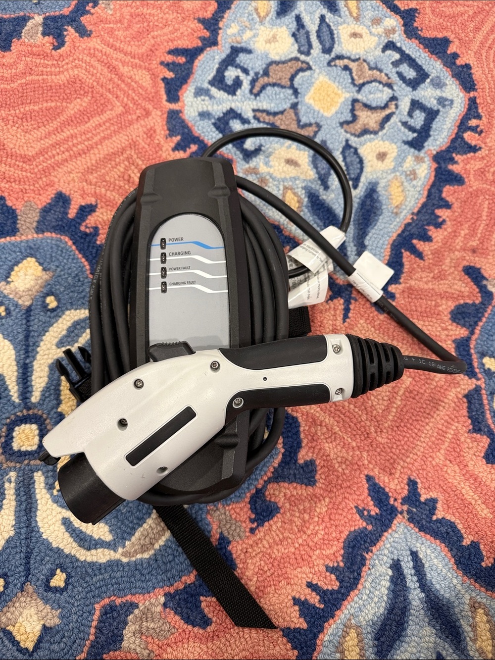 i-Charger EV Charging Cable Controller – Black and White - Picture 2 of 5